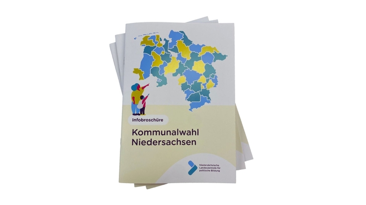 Broschüren mit dem Titel Kommunalwahl Niedersachsen